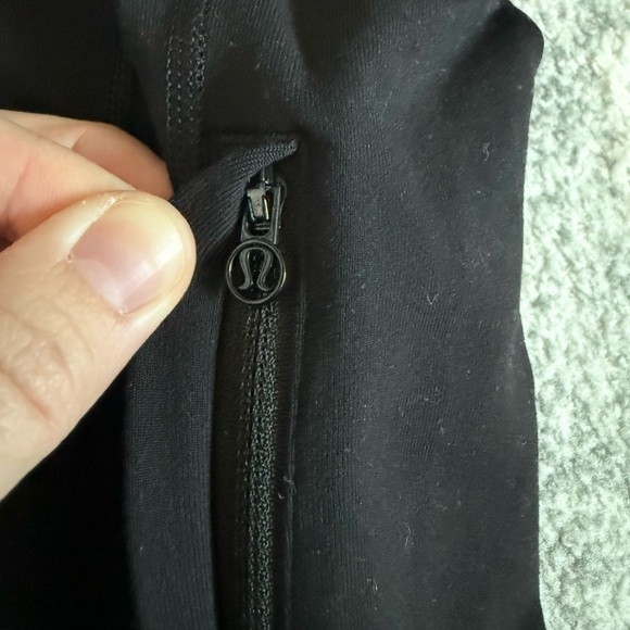 Lululemon Daily Practice Jacket in black - Picture 4 of 12